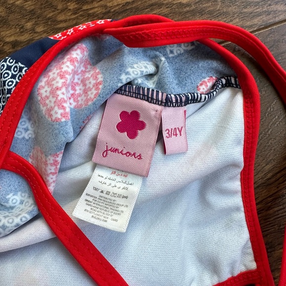 NEW| Toddler One Piece Swimming - Picture 4 of 4